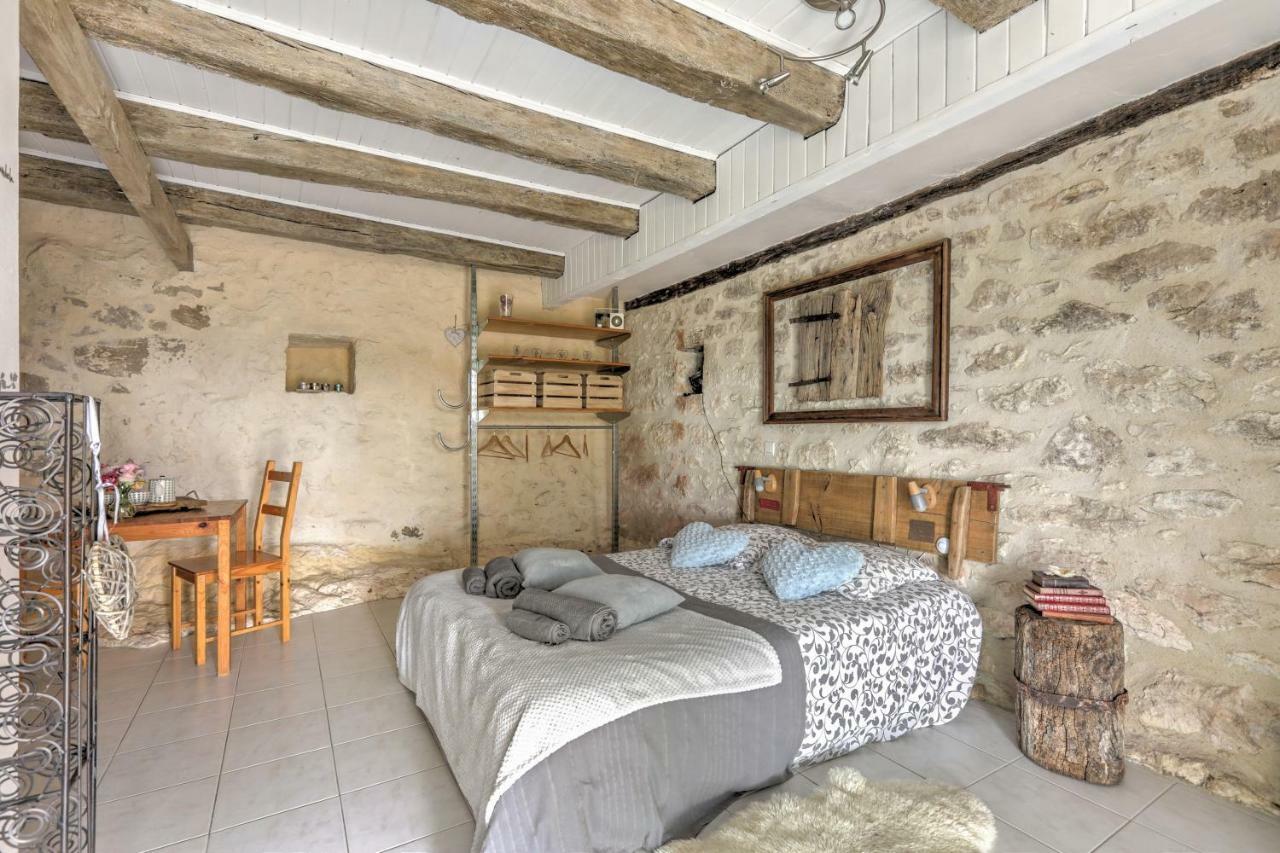 Maison de vacances Le Mas des papillons Fargues  Extérieur photo